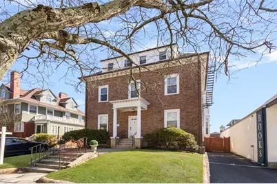 23 South Angell Street #2, Providence, RI 02906 - Photo 2