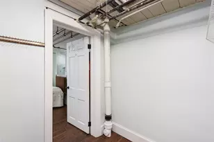 23 S Angell St, Providence, RI 02906 - Photo 20