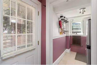23 South Angell Street #2, Providence, RI 02906 - Photo 4