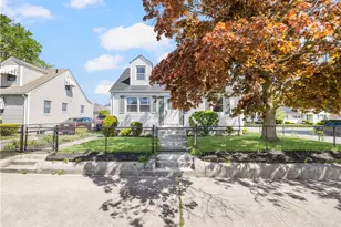 106 Martin St, Pawtucket, RI 02861 - Photo 1
