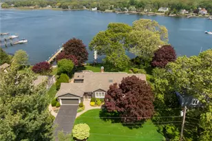 29 Riverside Dr, Barrington, RI 02806 - Photo 2