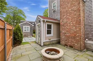 51 Callender Ave, Newport, RI 02840 - Photo 38