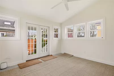 51 Callender Avenue, Newport, RI 02840 - Photo 12