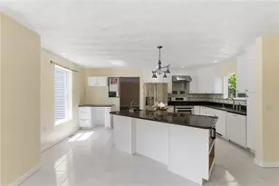 57 Hunters Crossing Dr, Coventry, RI 02816 - Photo 4