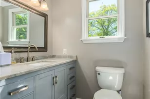 33 Wilbur Rd, Lincoln, RI 02865 - Photo 32