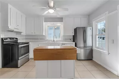 325 Church Avenue, Warwick, RI 02889 - Photo 6