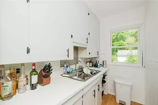 60 Centre St, East Providence, RI 02916 - Photo 6