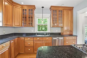 73 Progress St, Lincoln, RI 02865 - Photo 10