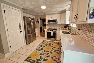 190 Arnolds Neck Dr, Warwick, RI 02886 - Photo 4
