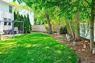 190 Arnolds Neck Dr, Warwick, RI 02886 - Photo 32