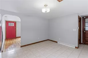 72 Julian St, Pawtucket, RI 02861 - Photo 10