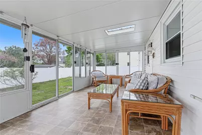 72 Julian Street, Pawtucket, RI 02861 - Photo 6