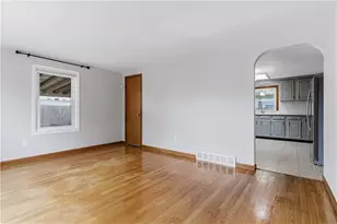 72 Julian St, Pawtucket, RI 02861 - Photo 14