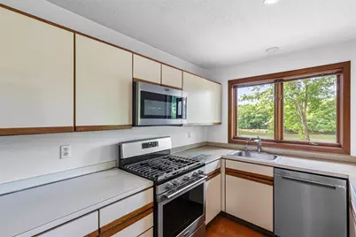 12 Silver Street, Warwick, RI 02889 - Photo 10