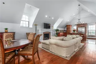 1000 Chapel View Blvd, Cranston, RI 02920 - Photo 10