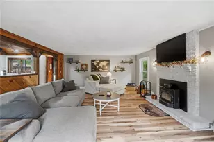685 Round Top Rd, Burrillville, RI 02830 - Photo 16