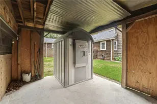 685 Round Top Rd, Burrillville, RI 02830 - Photo 42