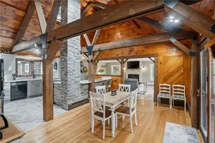 685 Round Top Rd, Burrillville, RI 02830 - Photo 8