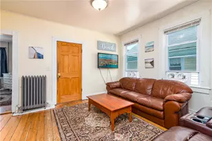 9 Ann St, Newport, RI 02840 - Photo 4