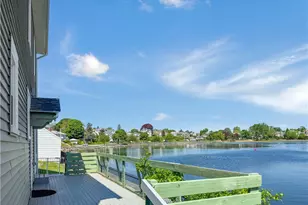 67 Ocean Ave, Cranston, RI 02905 - Photo 6