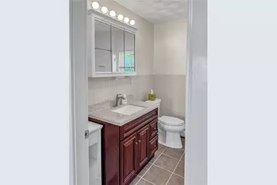 67 Ocean Avenue, Cranston, RI 02905 - Photo 18