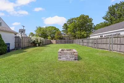 68 Maryland Avenue, Warwick, RI 02888 - Photo 34