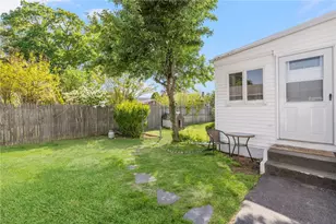 68 Maryland Ave, Warwick, RI 02888 - Photo 30