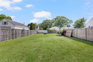 68 Maryland Ave, Warwick, RI 02888 - Photo 36