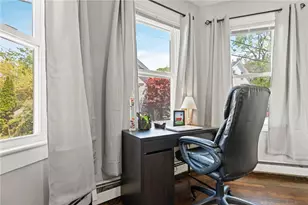 37 Royal St, Providence, RI 02906 - Photo 8