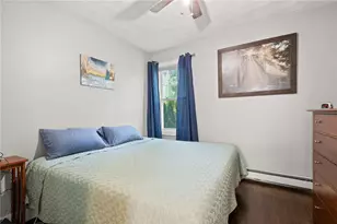 37 Royal St, Providence, RI 02906 - Photo 14