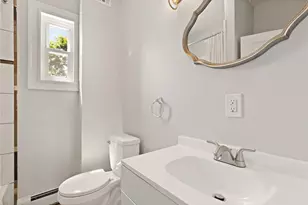 37 Royal St, Providence, RI 02906 - Photo 24