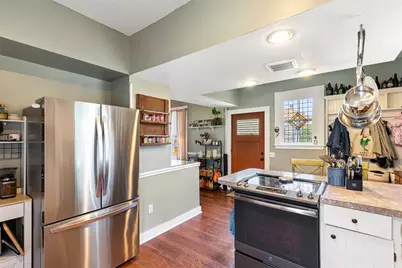 10 Burton Avenue, East Providence, RI 02915 - Photo 14