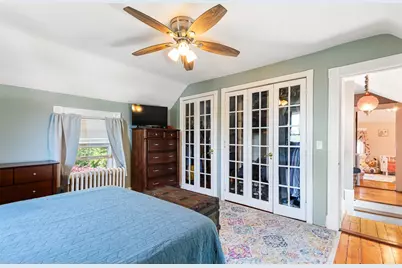 10 Burton Avenue, East Providence, RI 02915 - Photo 28