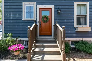 10 Burton Ave, East Providence, RI 02915 - Photo 6