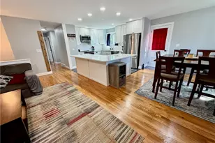 770 Metacom Ave, Bristol, RI 02809 - Photo 16