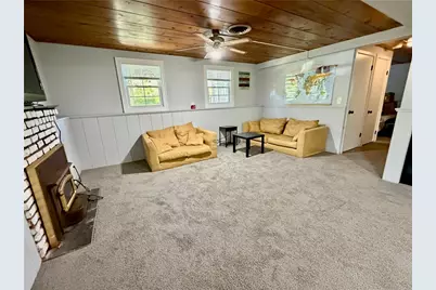 770 Metacom Avenue, Bristol, RI 02809 - Photo 28