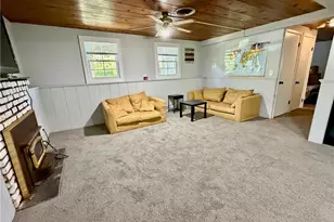 770 Metacom Ave, Bristol, RI 02809 - Photo 28