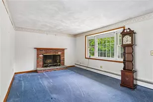 57 Laurel Ave, Coventry, RI 02816 - Photo 10