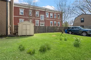14 Elm St, Newport, RI 02840 - Photo 36