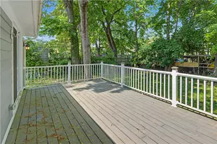 134 Rogers Ave, Barrington, RI 02806 - Photo 6