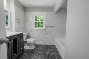 134 Rogers Ave, Barrington, RI 02806 - Photo 16