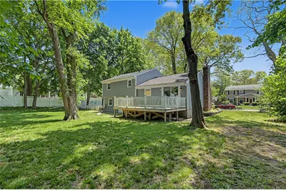 134 Rogers Avenue, Barrington, RI 02806 - Photo 4