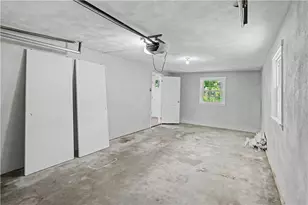 134 Rogers Ave, Barrington, RI 02806 - Photo 22