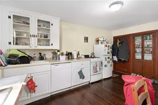407 Benefit St, Providence, RI 02903 - Photo 12
