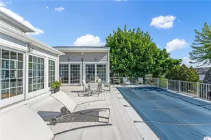 8 Rushton Dr, Cranston, RI 02905 - Photo 4
