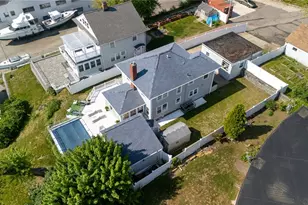 8 Rushton Dr, Cranston, RI 02905 - Photo 6