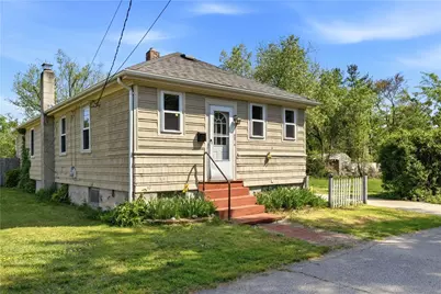 25 Oakdale Street, Warwick, RI 02888 - Photo 2