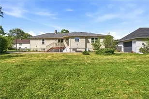 25 Oakdale St, Warwick, RI 02888 - Photo 30