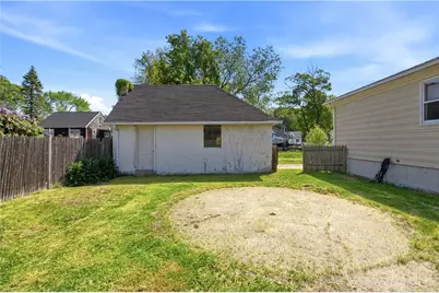 25 Oakdale Street, Warwick, RI 02888 - Photo 34