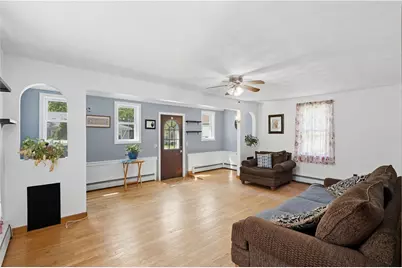 25 Oakdale Street, Warwick, RI 02888 - Photo 4